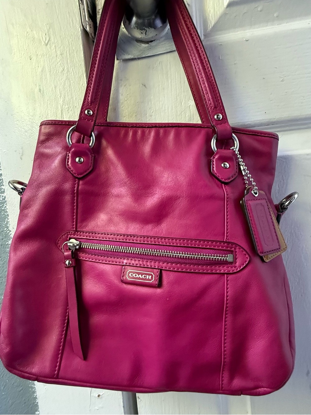 COACH Fuchsia Leather Shoulder Tote with Front Zip